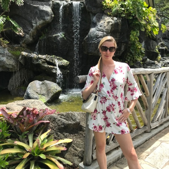 Meet your Posher, Erin Christine - Picture 3 of 8